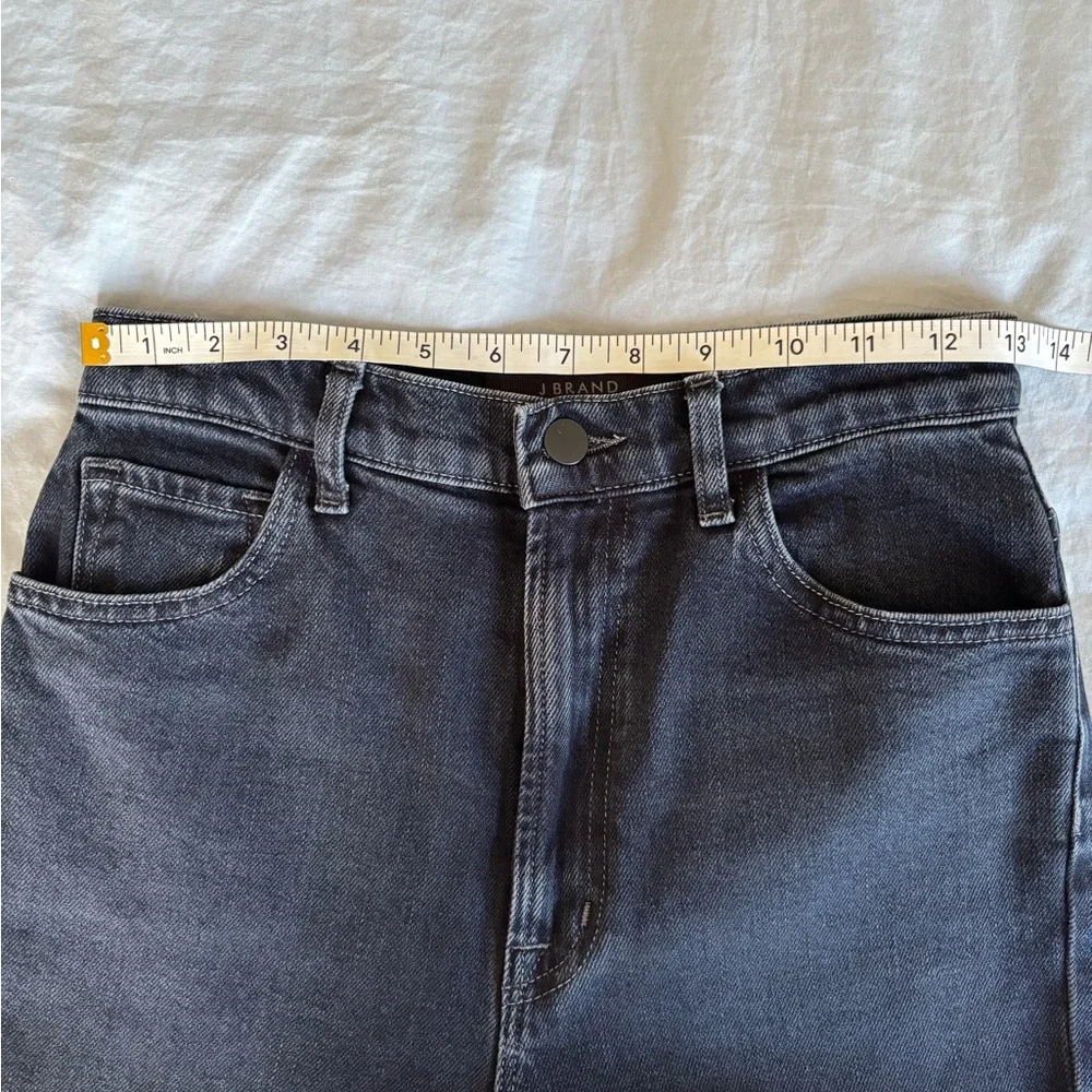 J Brand Blue Classic Wash Jeans with Contrast Stitching - Picture 8 of 10